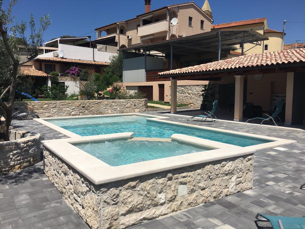 Apartments Ceh Ližnjan 외부 사진