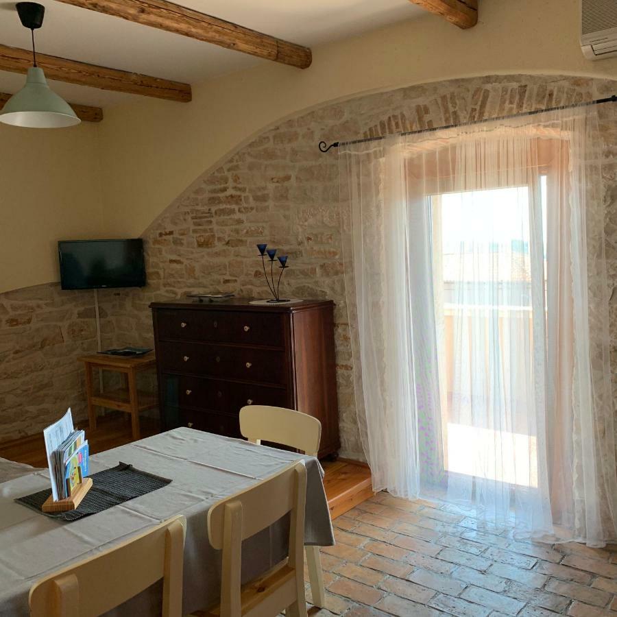 Apartments Ceh Ližnjan 외부 사진
